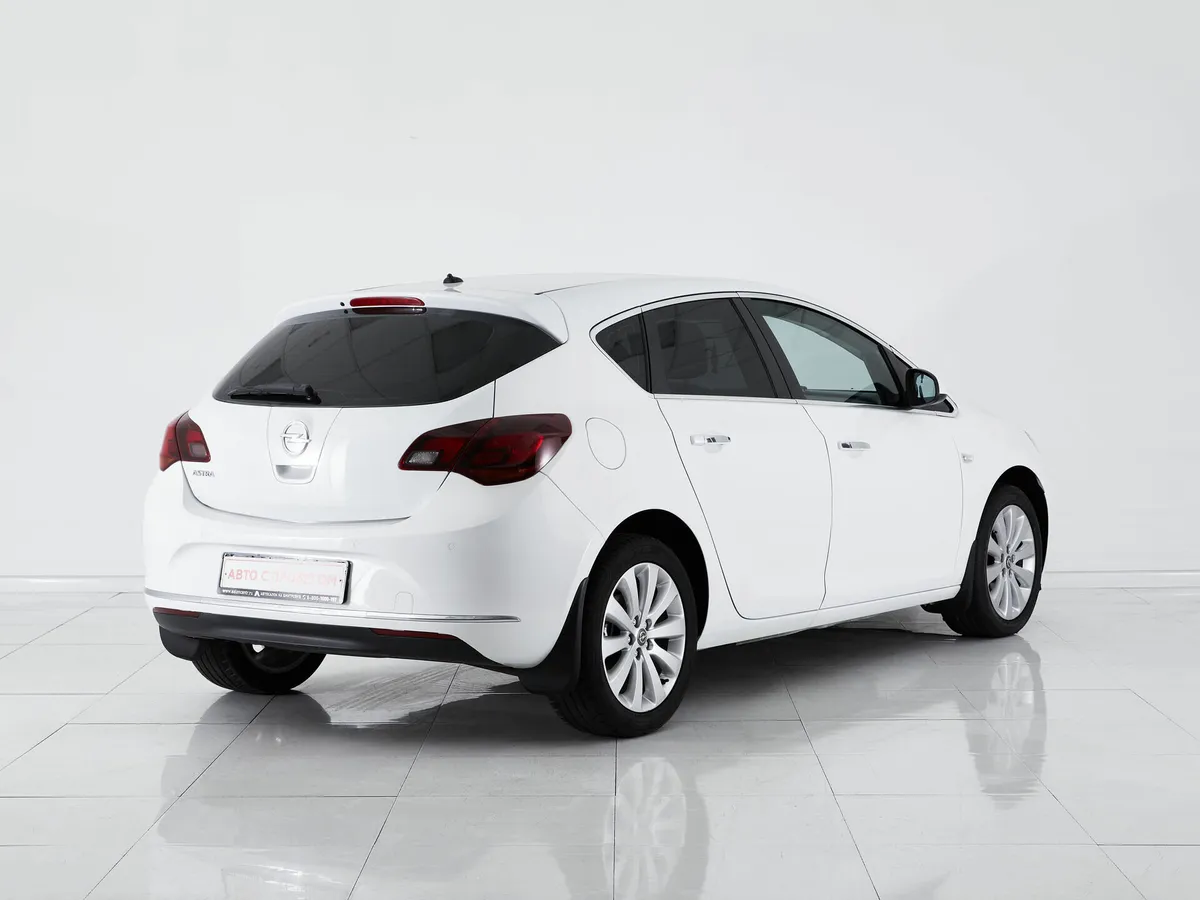 Opel Astra J Рестайлинг · Cosmo — фото 5