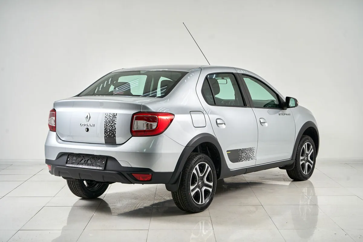 Renault Logan II Рестайлинг · Stepway Life — фото 5