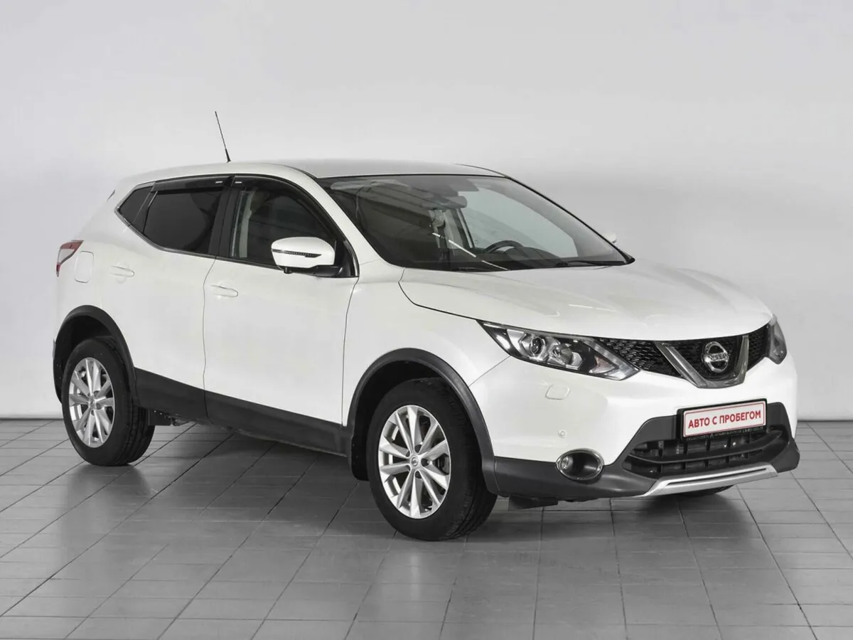 Nissan Qashqai II · XE