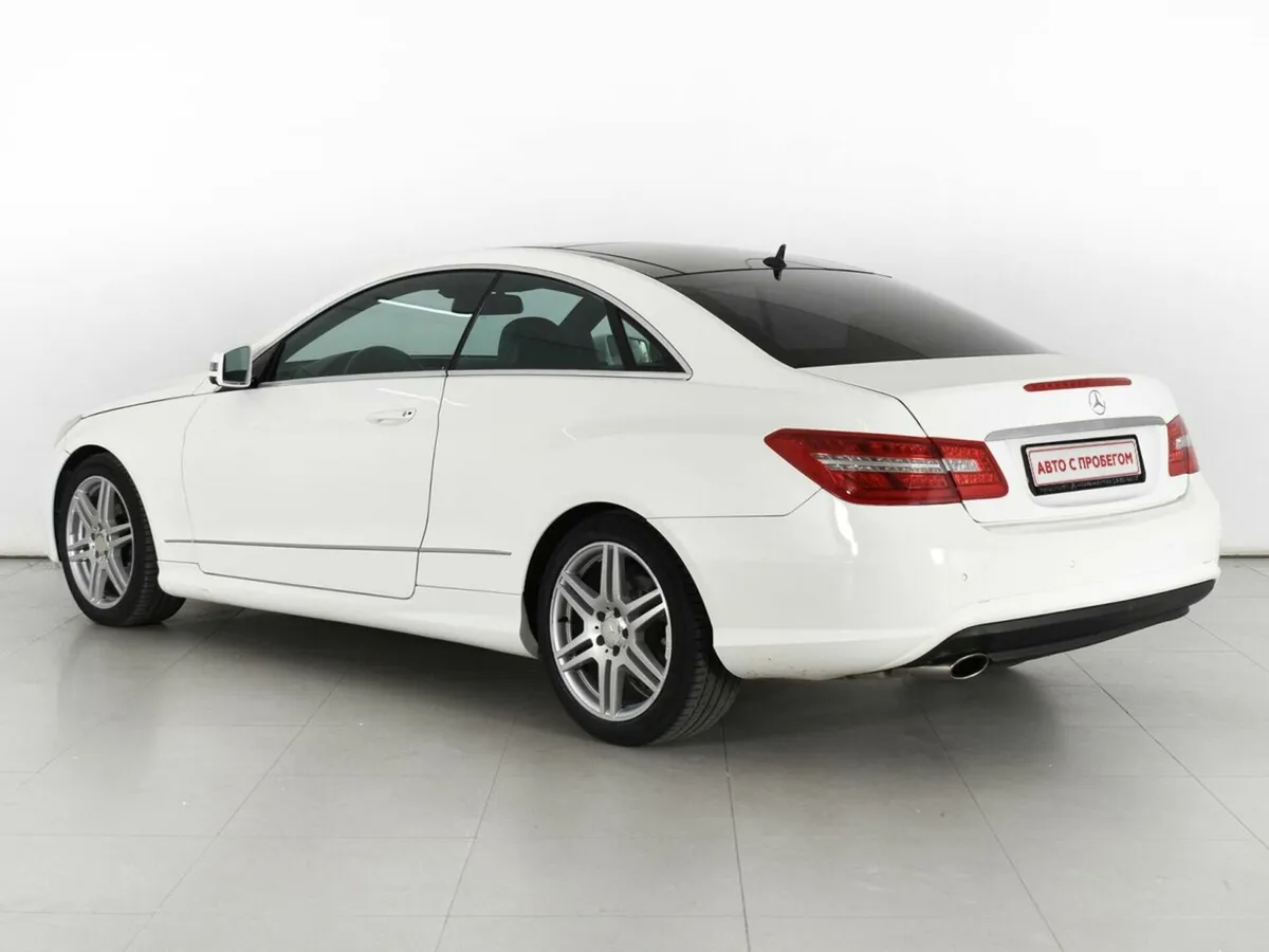 Mercedes-Benz E-Класс IV (W212, S212, C207) · E 200 CGI BlueEFFICIENCY (sedan) — фото 3