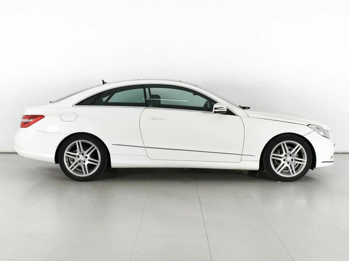 Mercedes-Benz E-Класс IV (W212, S212, C207) · E 200 CGI BlueEFFICIENCY (sedan) — фото 4