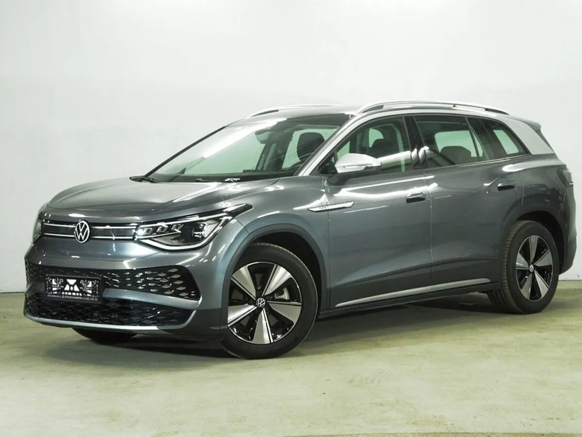Volkswagen ID.6 I · Pure +