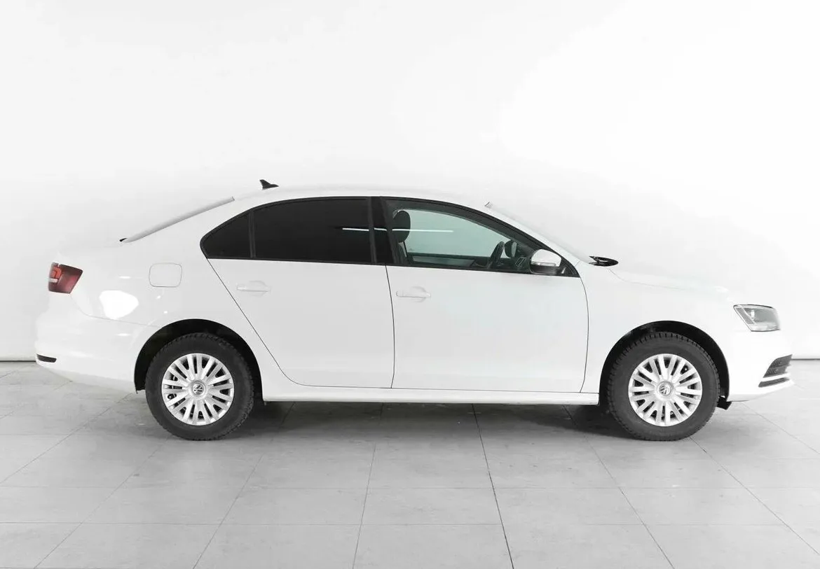 Volkswagen Jetta VI Рестайлинг · Life — фото 5