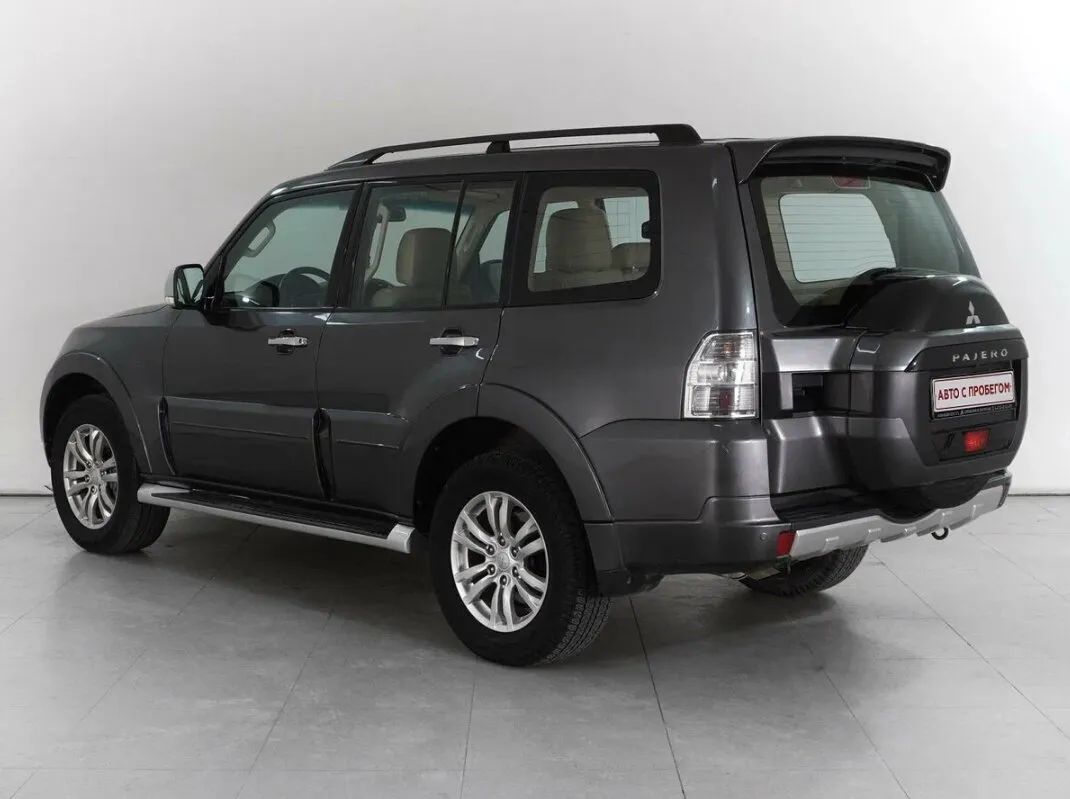 Mitsubishi Pajero IV Рестайлинг 2 · Mid — фото 2