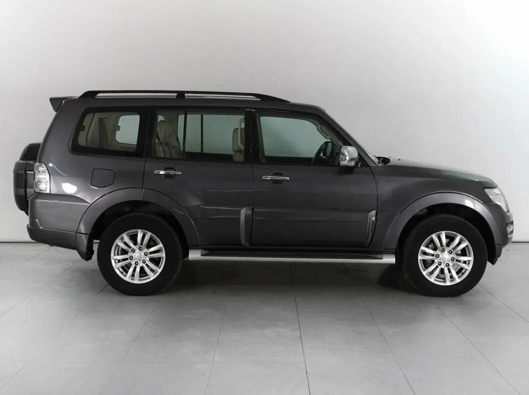 Mitsubishi Pajero IV Рестайлинг 2 · Mid — фото 5