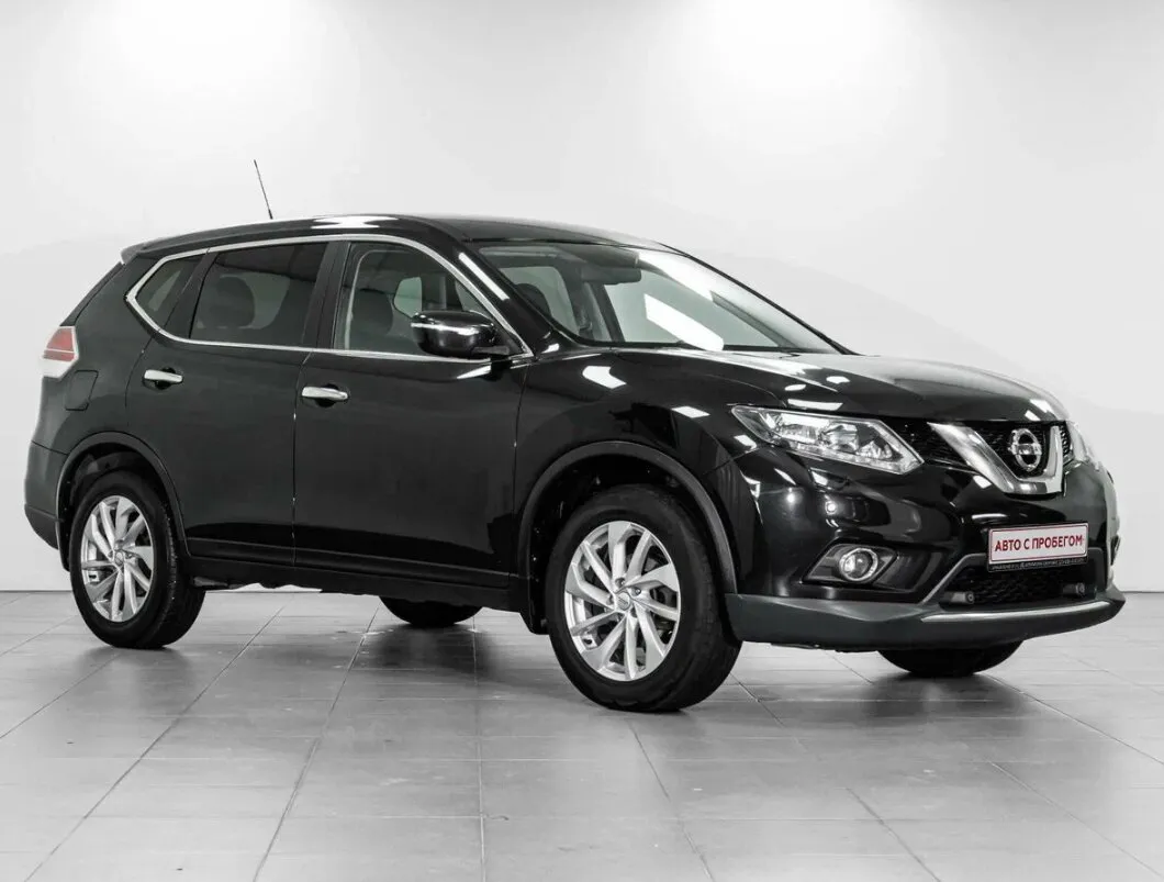 Nissan X-Trail III · SE