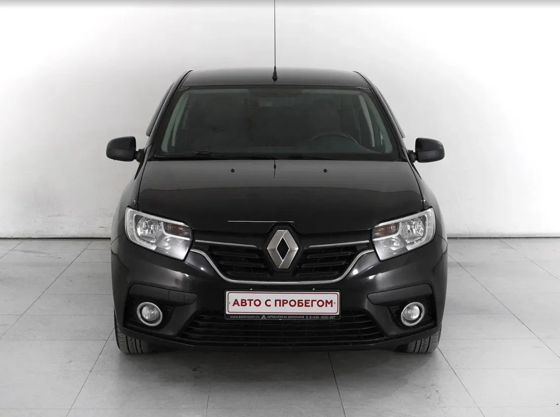 Renault Logan II Рестайлинг · Drive — фото 3
