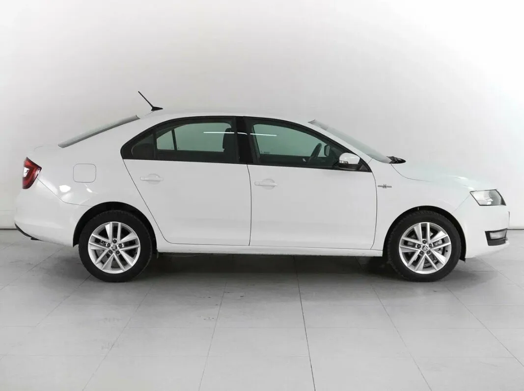 Skoda Rapid I Рестайлинг · Style — фото 5