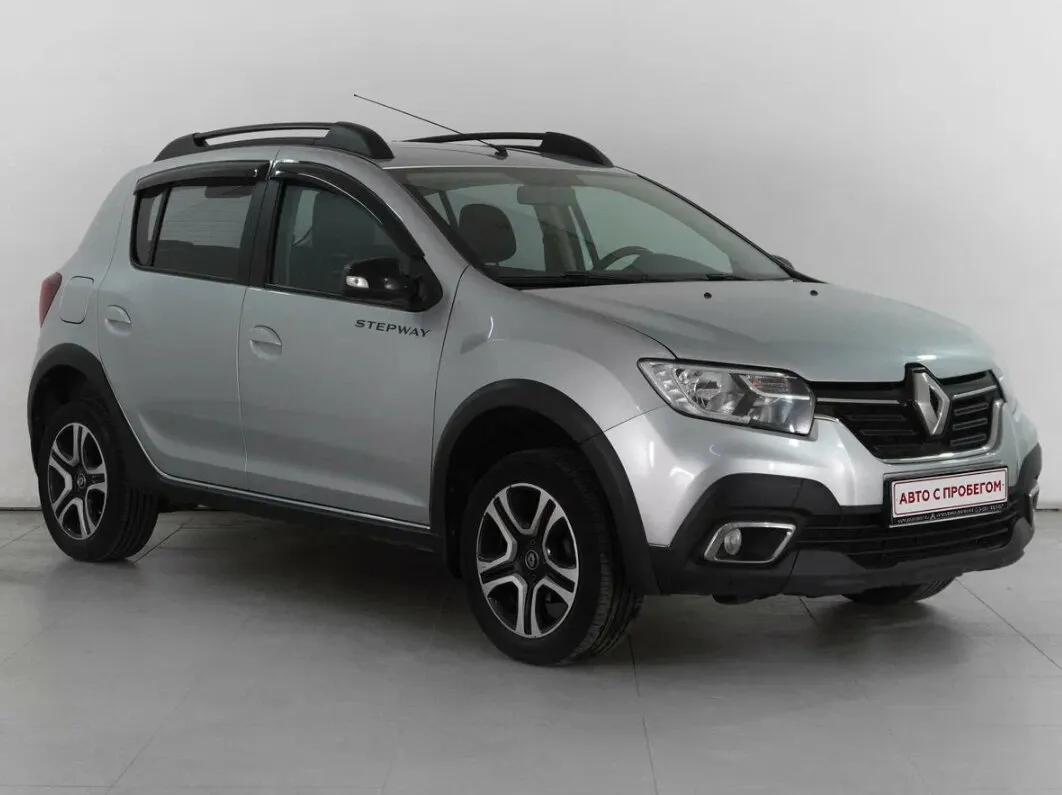Renault Sandero II Рестайлинг · Stepway Life City