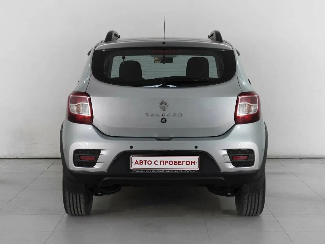 Renault Sandero II Рестайлинг · Stepway Life City — фото 4