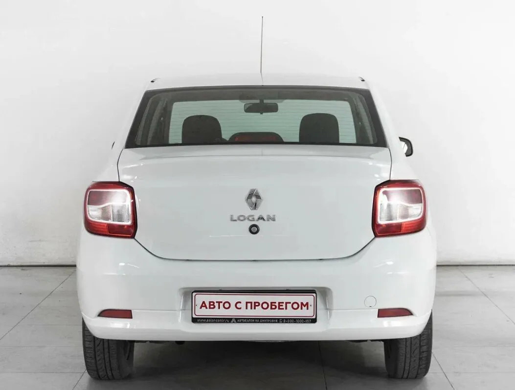 Renault Logan II Рестайлинг · Drive — фото 4