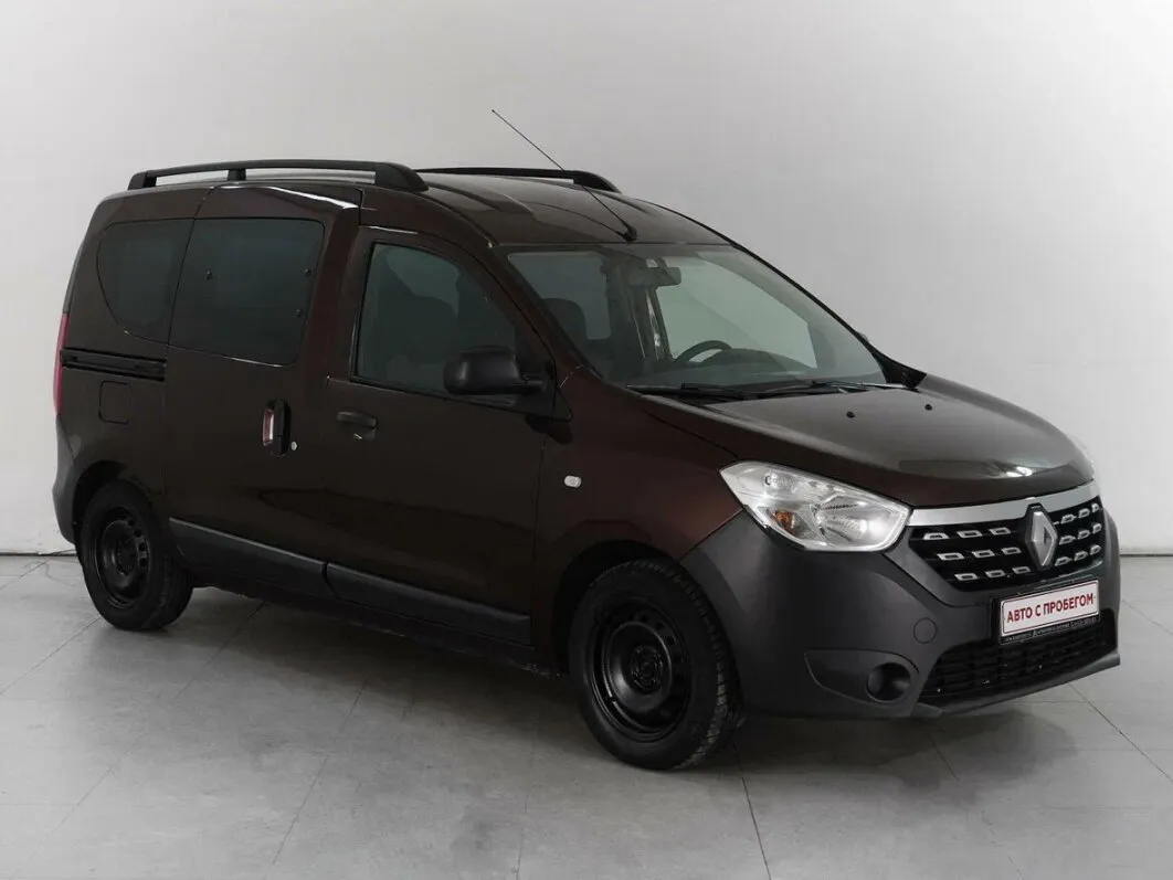Renault Dokker I · Life