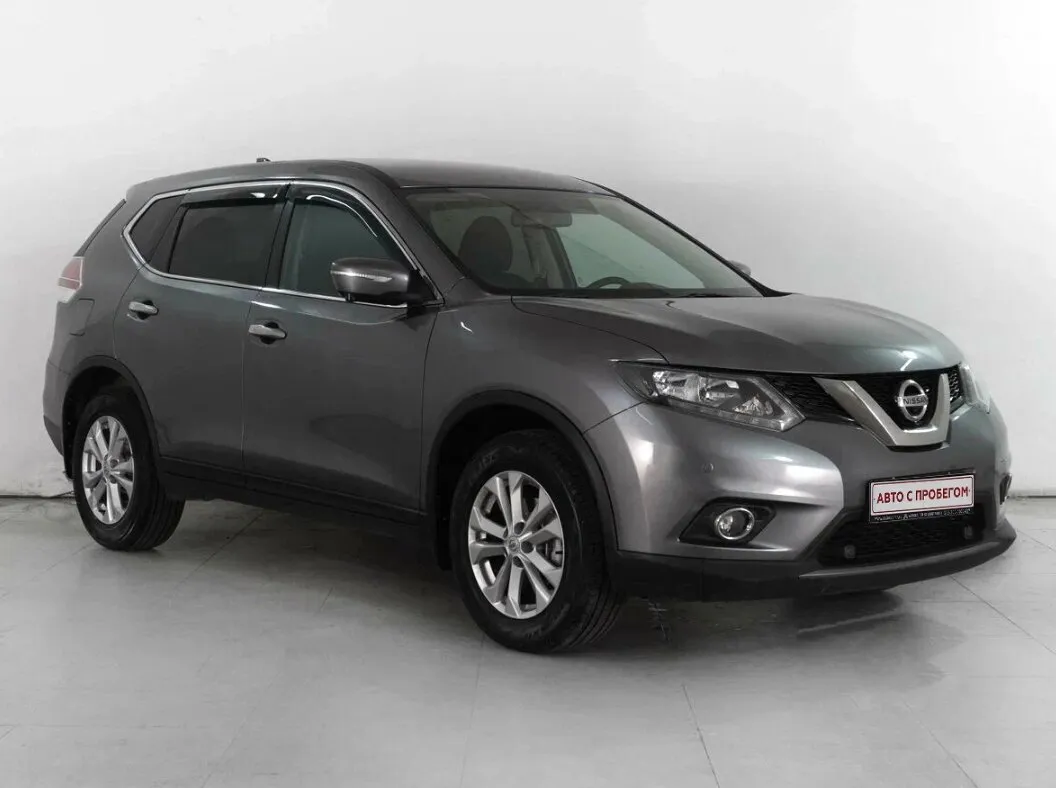 Nissan X-Trail III · SE
