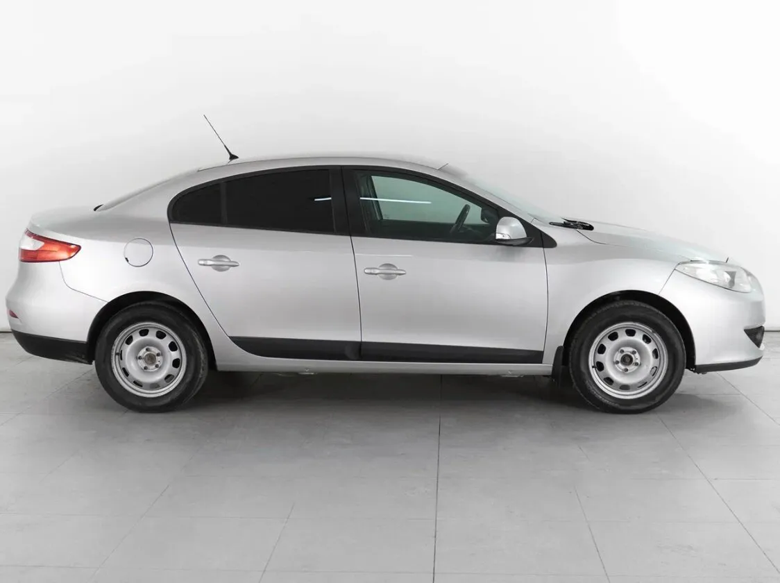 Renault Fluence I — фото 5