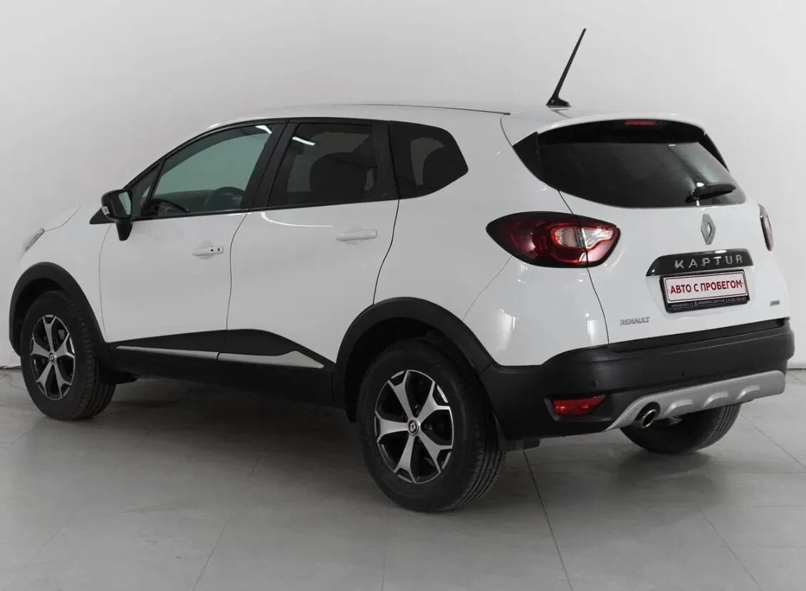 Renault Kaptur I Рестайлинг · Style — фото 2