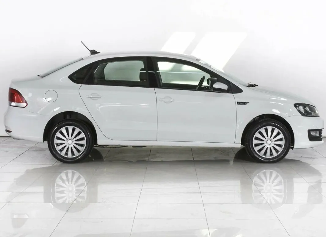 Volkswagen Polo V Рестайлинг · Comfortline — фото 5