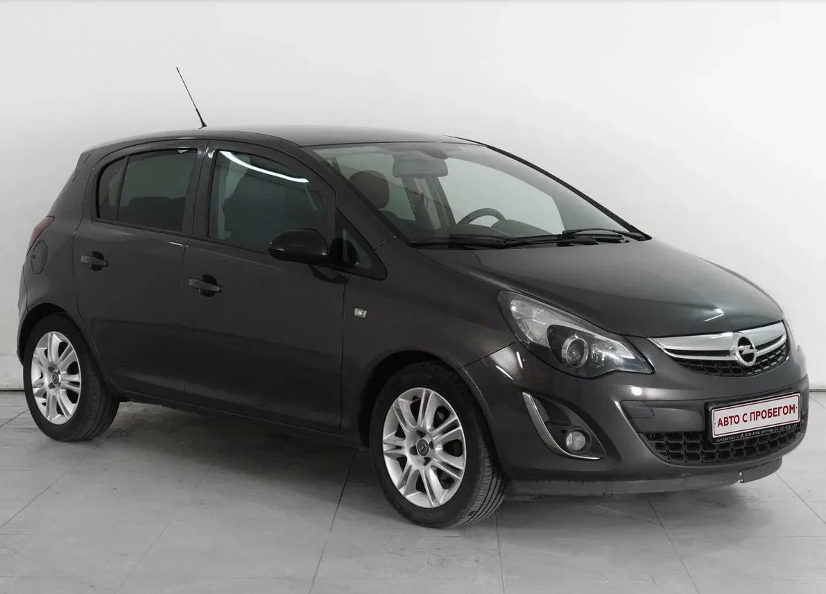 Opel Corsa D Рестайлинг II · Cosmo