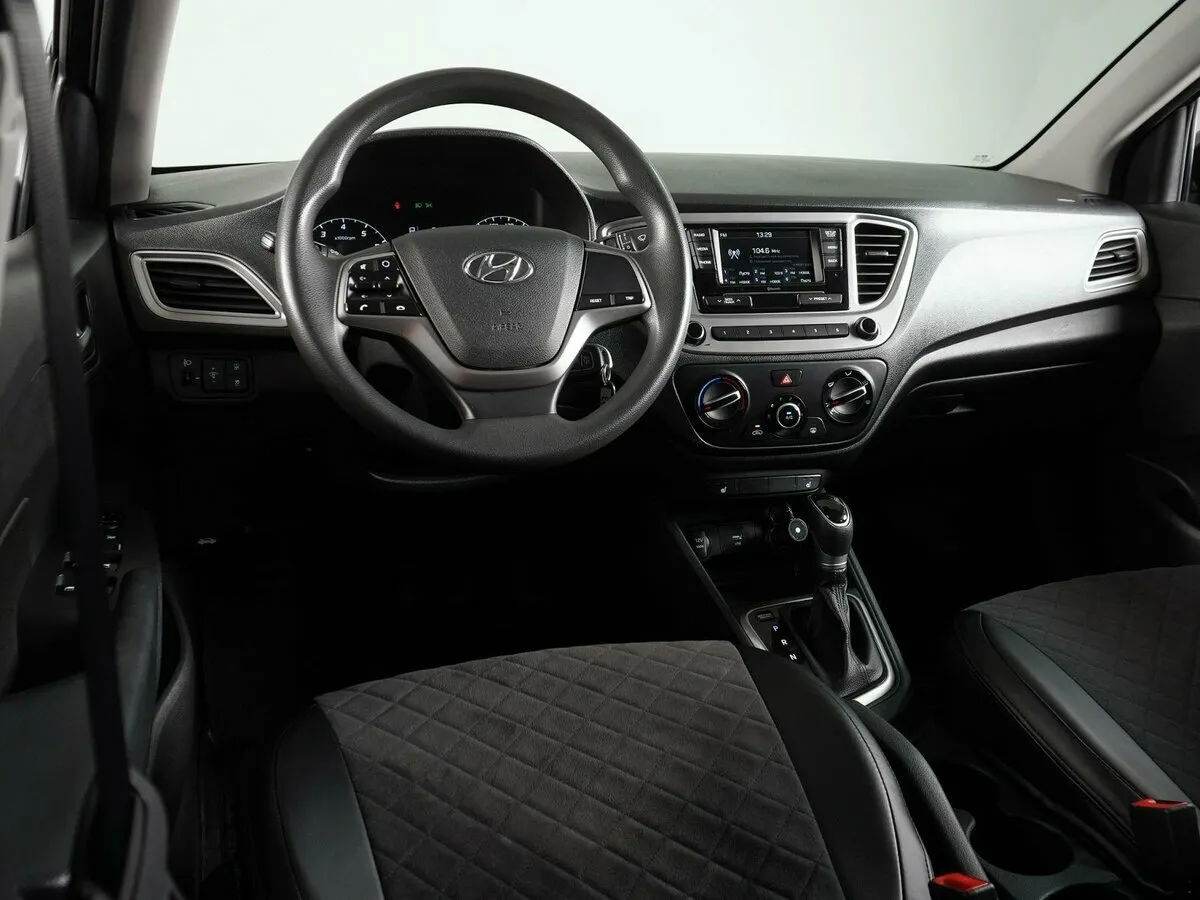 Hyundai Solaris II Рестайлинг · Comfort — фото 5