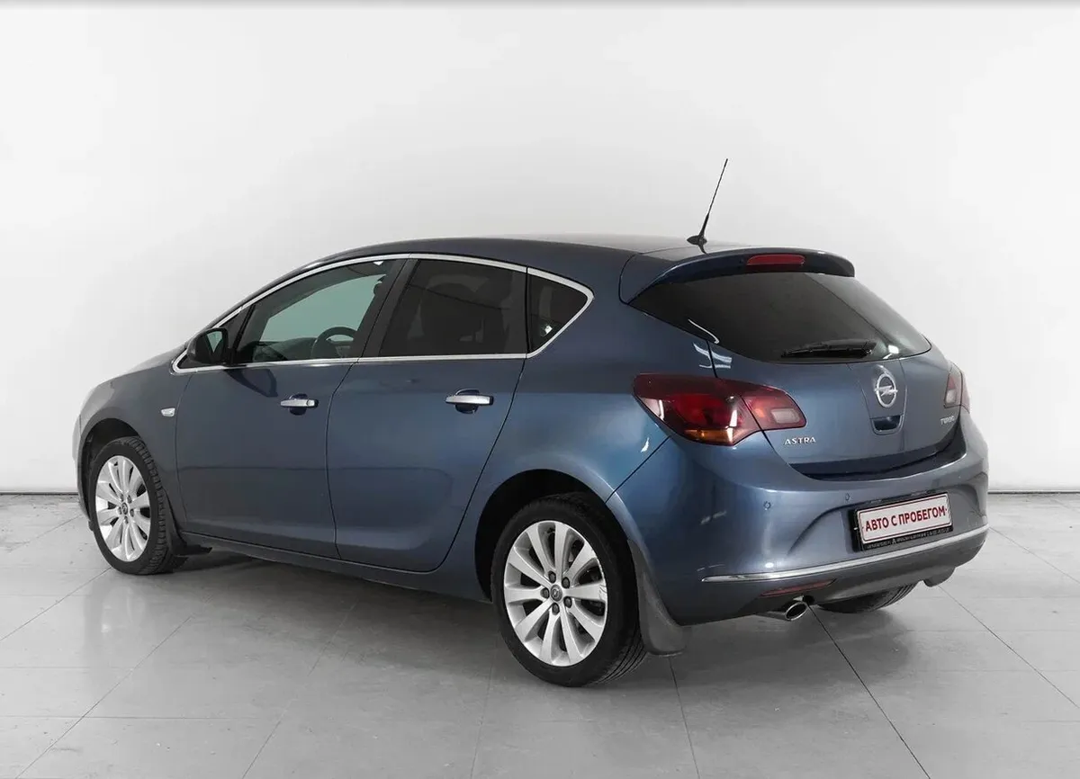 Opel Astra J Рестайлинг · Cosmo — фото 2