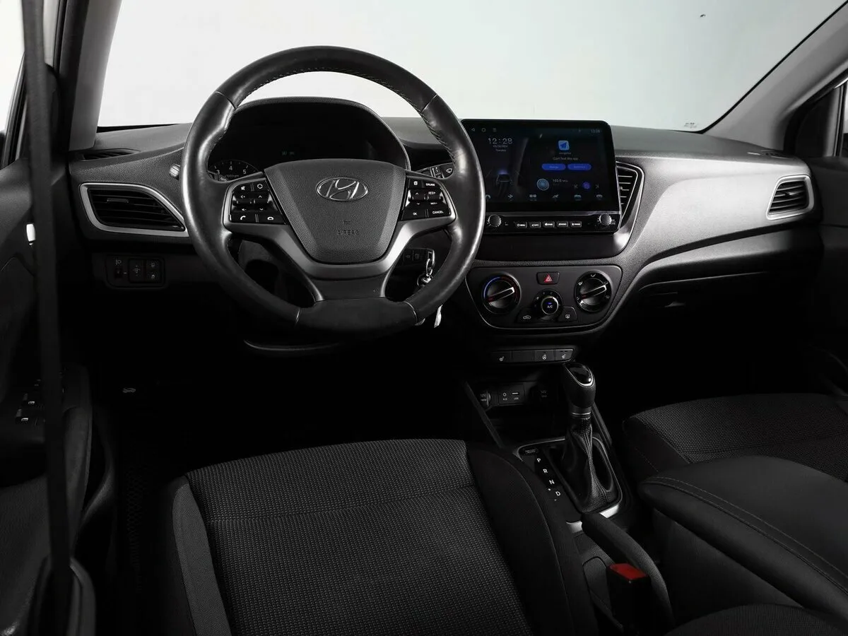 Hyundai Solaris II · Comfort + Advanced — фото 5