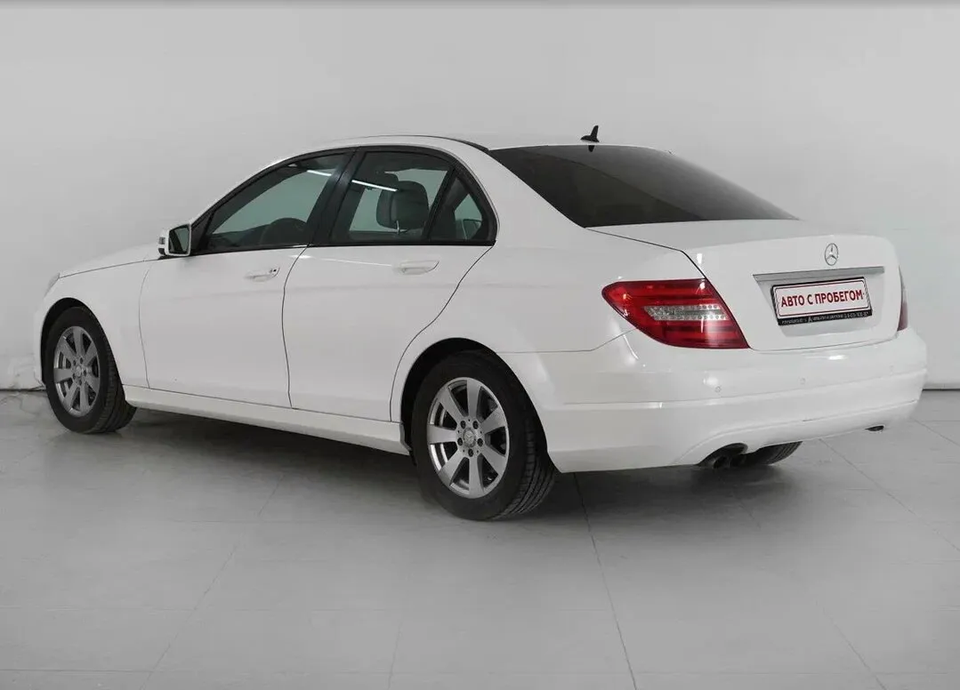Mercedes-Benz C-Класс III (W204) Рестайлинг · C 180 — фото 2