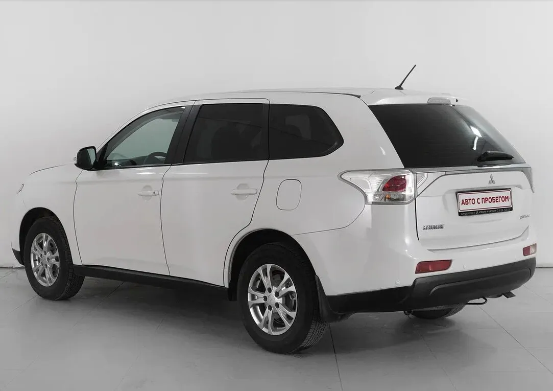 Mitsubishi Outlander III · Inform — фото 2