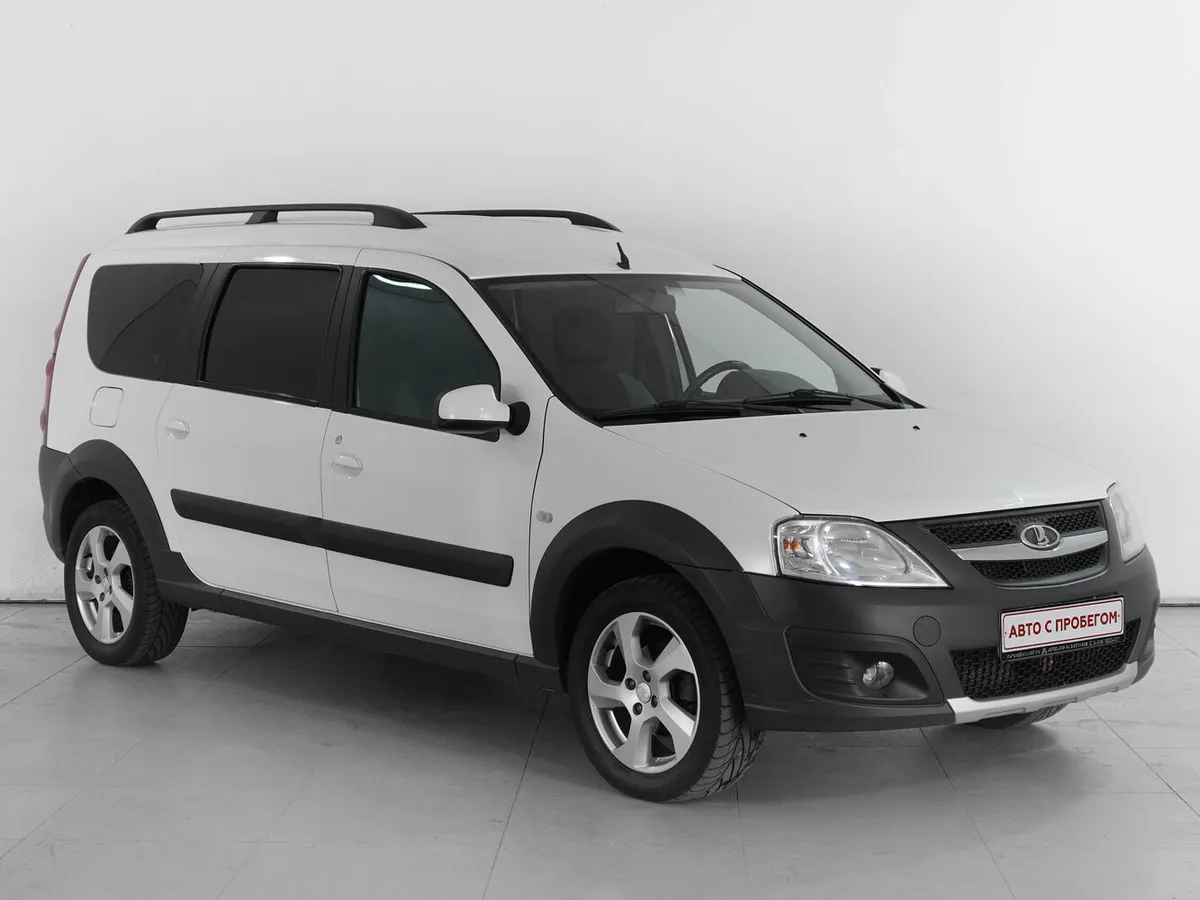 Lada (ВАЗ) Largus I · Luxe (5 мест) (2015-2017)