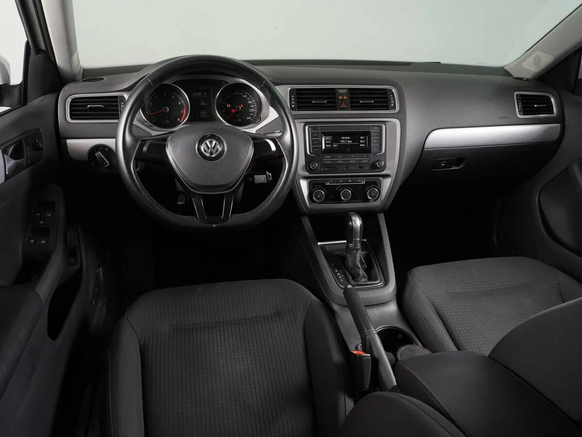 Volkswagen Jetta VI Рестайлинг · Trendline — фото 5