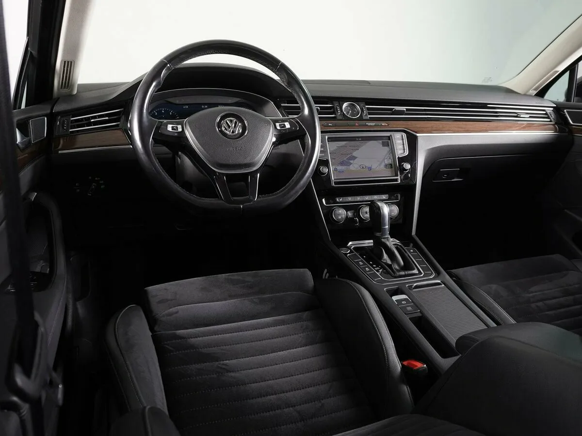 Volkswagen Passat B8 · Highline — фото 5