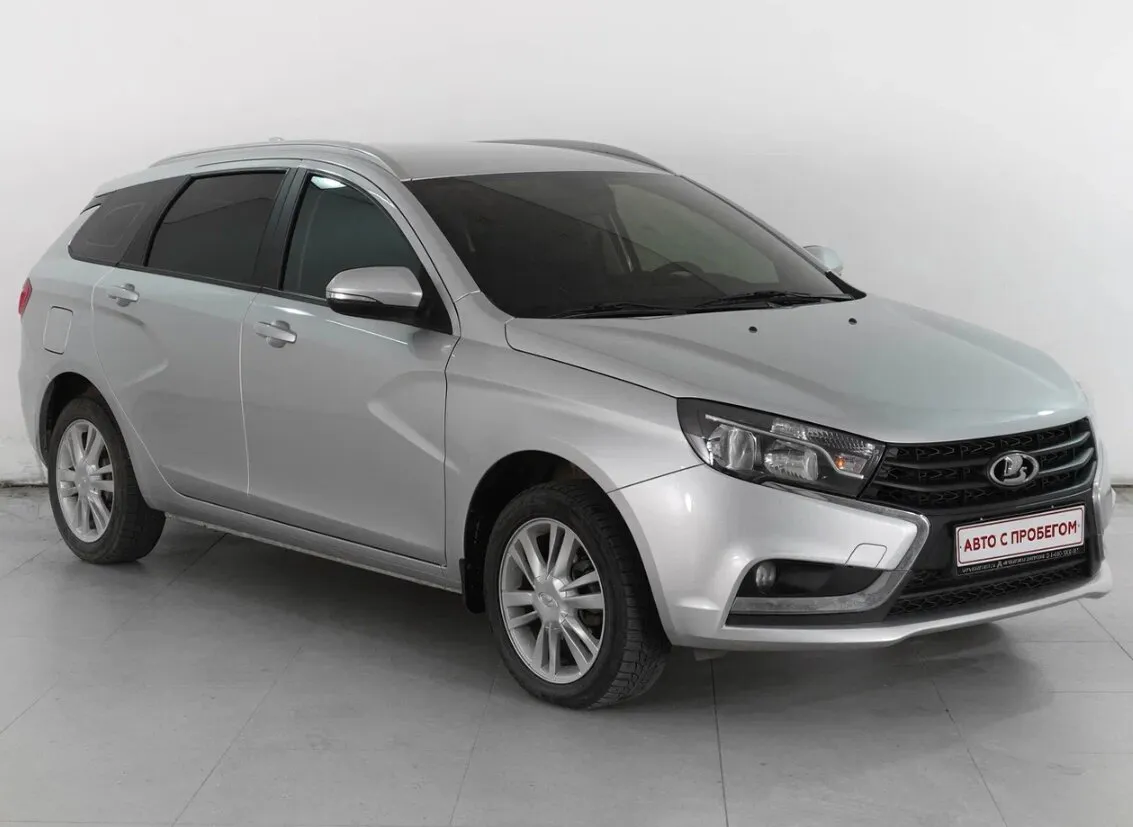 Lada (ВАЗ) Vesta I · Luxe (2017-2019)
