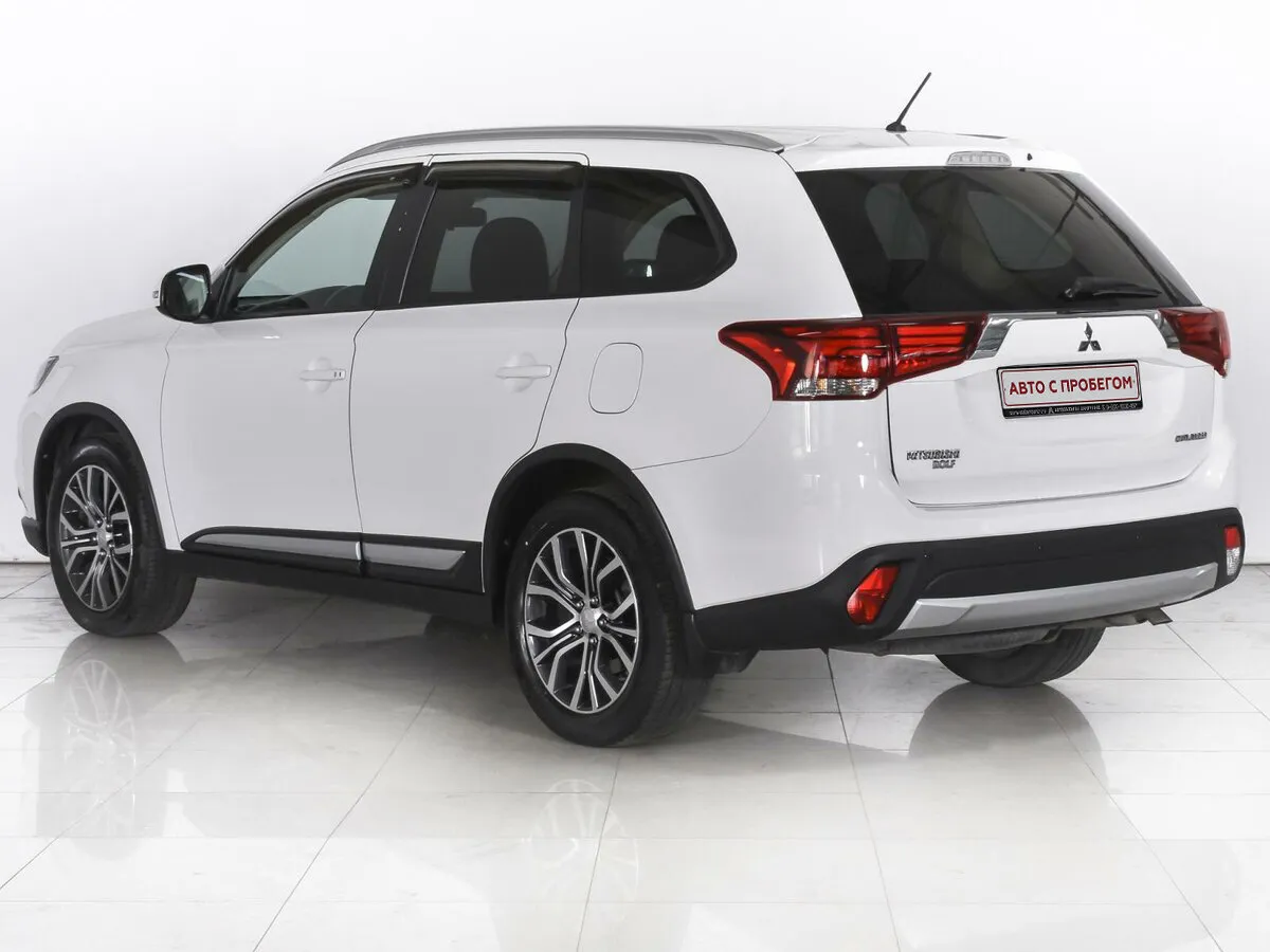 Mitsubishi Outlander III Рестайлинг 2 · Instyle — фото 3