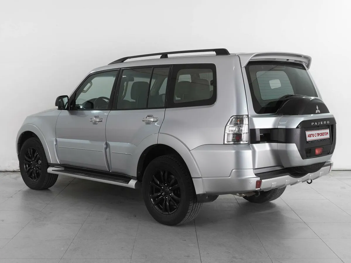 Mitsubishi Pajero IV Рестайлинг 2 · GLS — фото 3