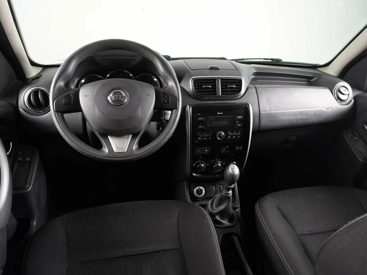 Nissan Terrano III (D10) · Elegance — фото 5