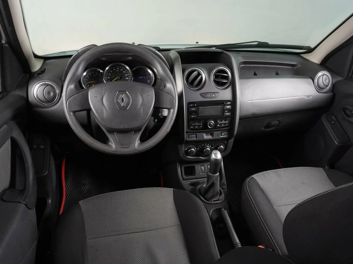 Renault Duster I Рестайлинг · Expression — фото 5