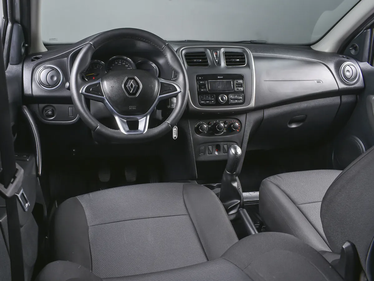 Renault Logan II Рестайлинг · Life — фото 5