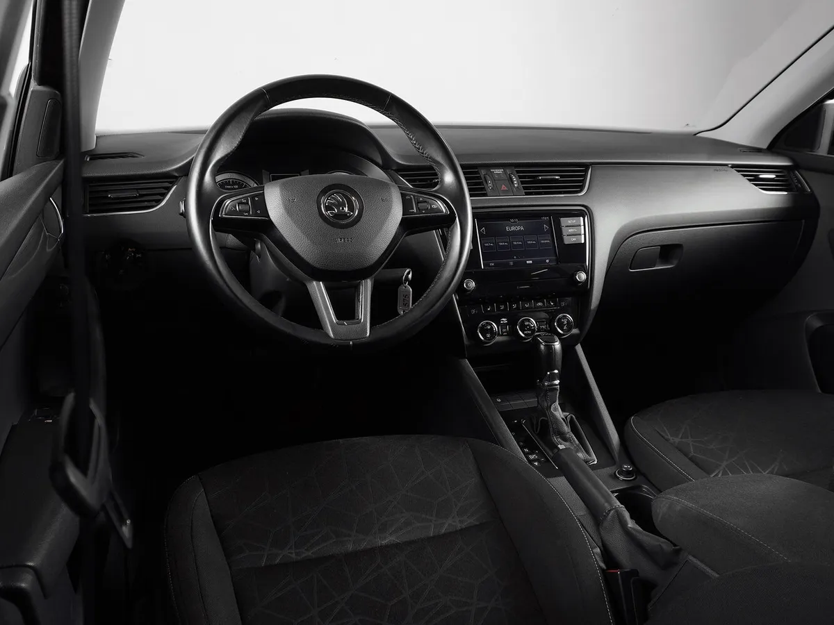 Skoda Octavia III (A7) Рестайлинг · Ambition — фото 5