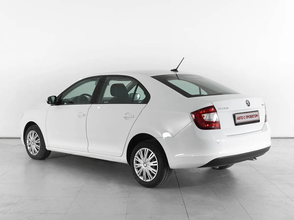 Skoda Rapid I Рестайлинг — фото 3
