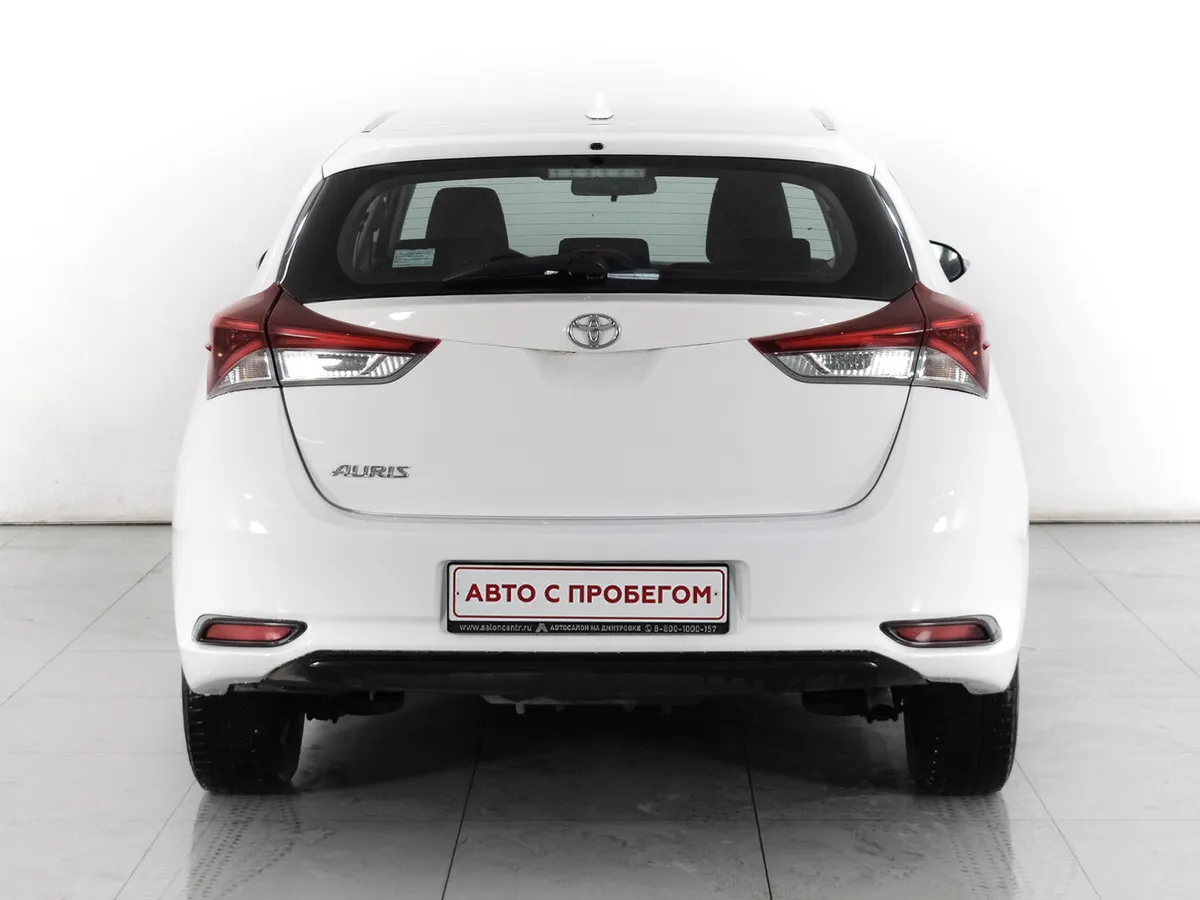 Toyota Auris II Рестайлинг — фото 4