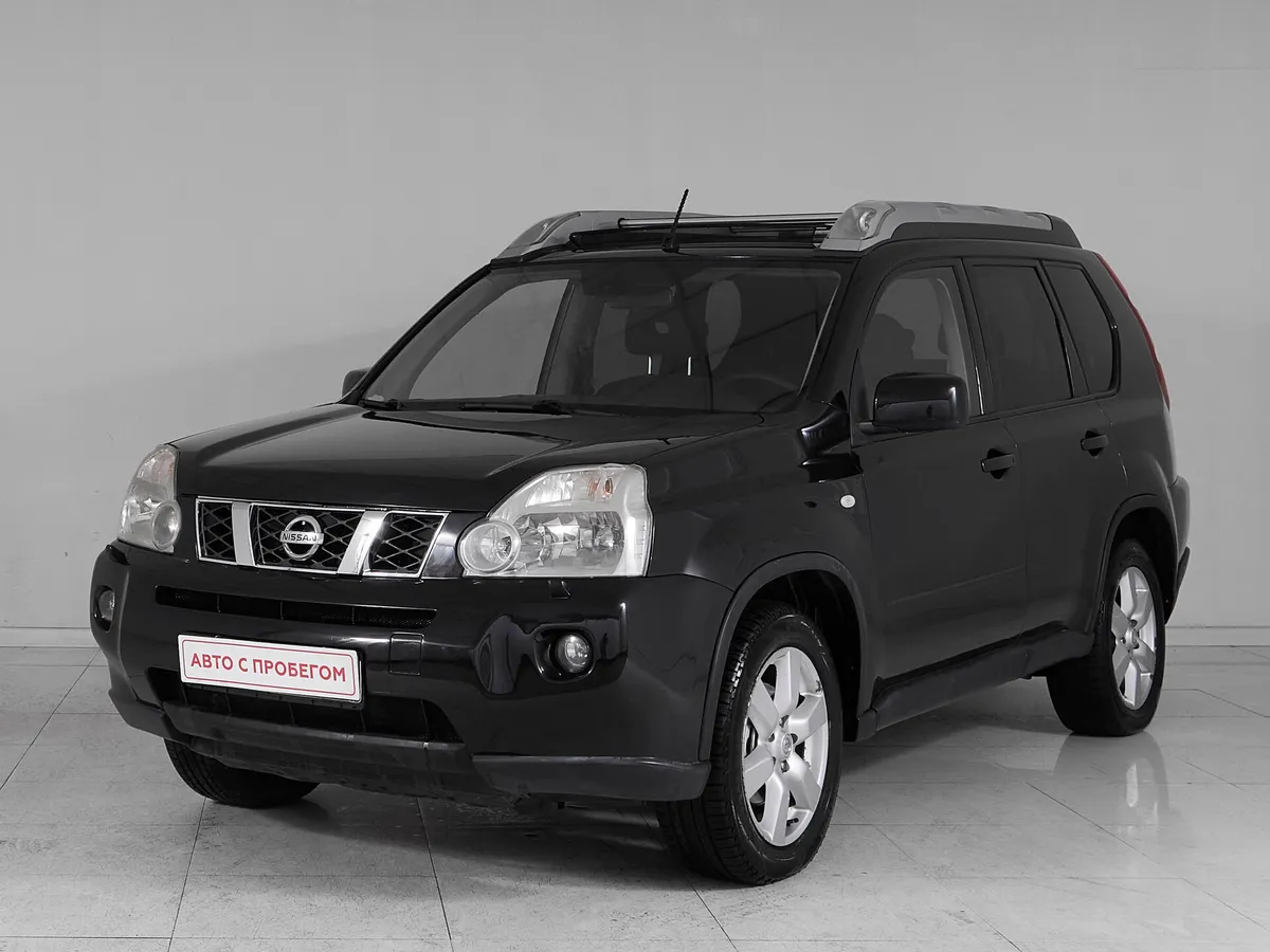 Nissan X-Trail II · LE +Hi-Fi (metallic)
