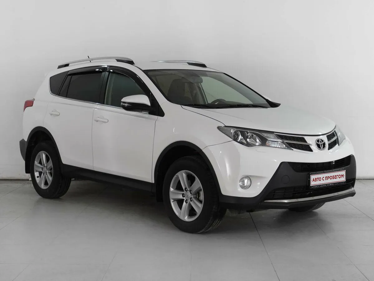 Toyota RAV4 IV (XA40)
