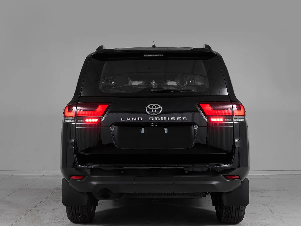 Toyota Land Cruiser 300 Series — фото 5