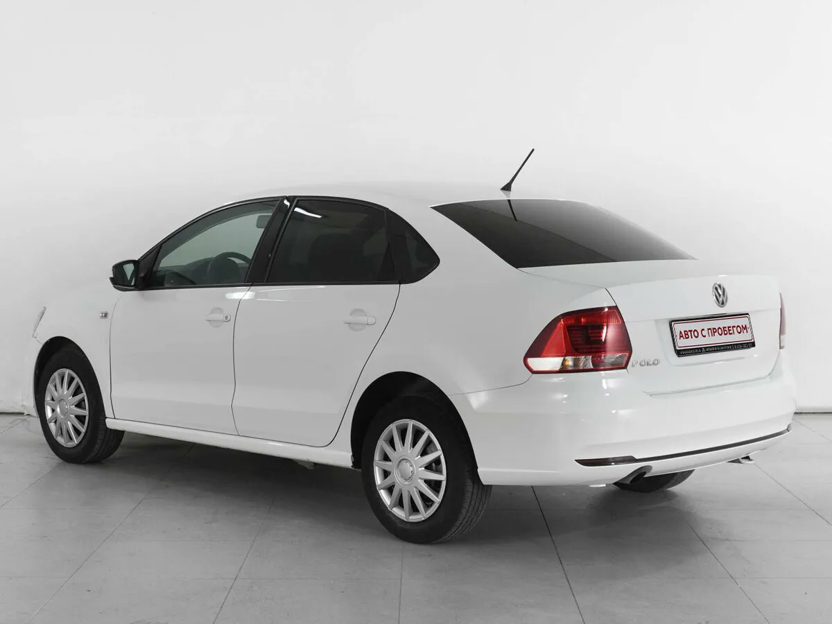 Volkswagen Polo V Рестайлинг · Highline 15-18 — фото 3