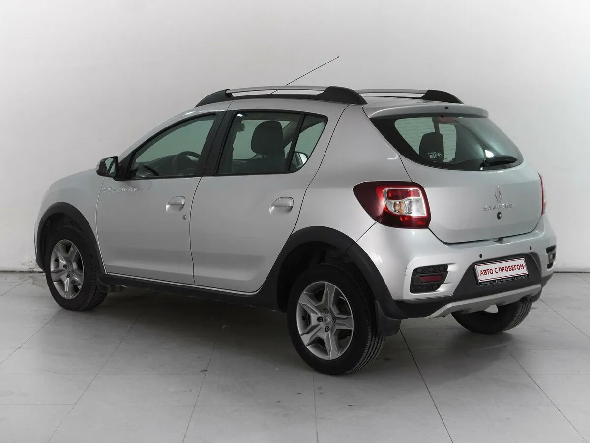 Renault Sandero II Рестайлинг · Stepway Life — фото 3