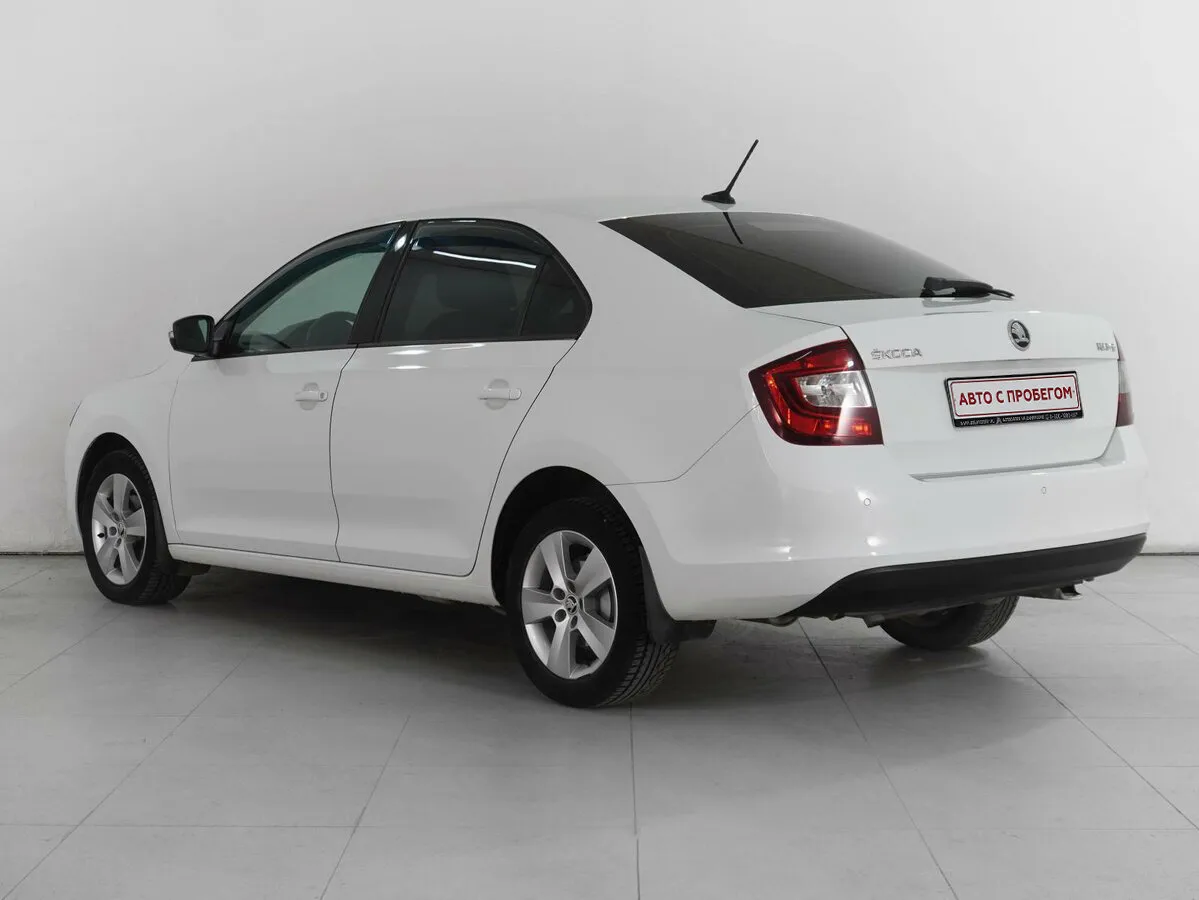 Skoda Rapid I Рестайлинг — фото 3