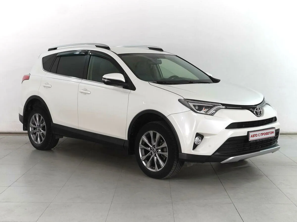 Toyota RAV4 IV (XA40) Рестайлинг · Exclusive