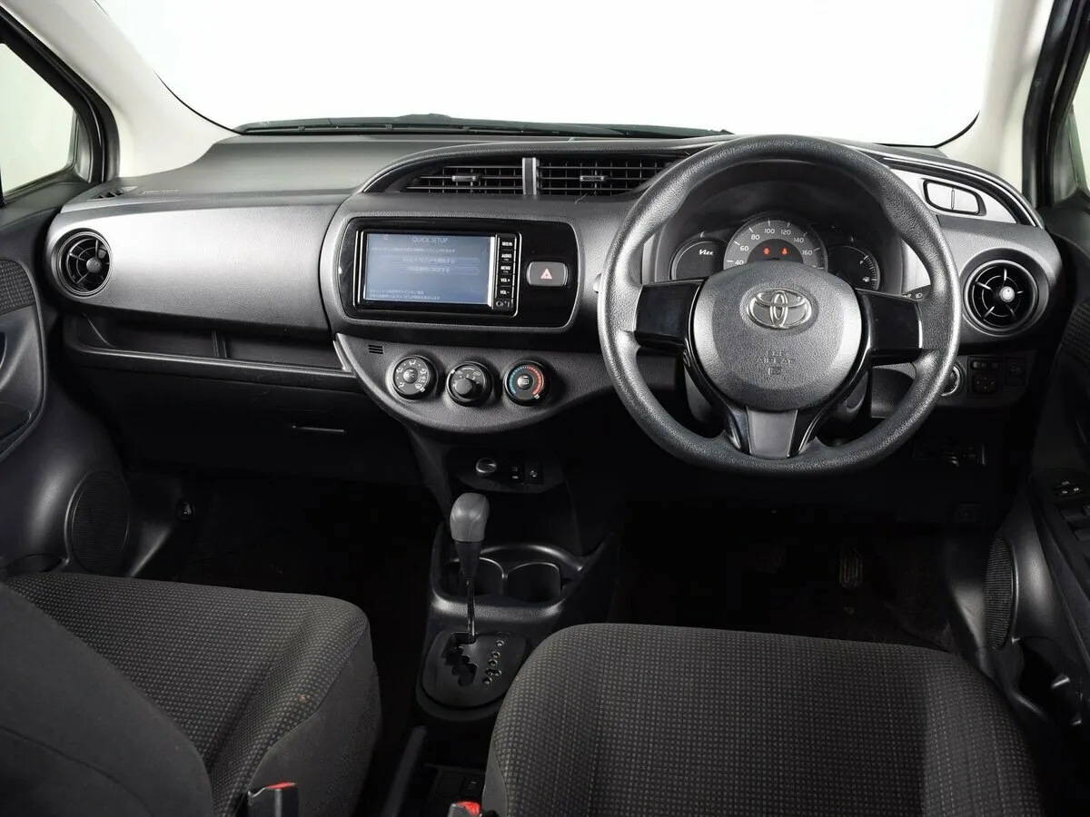 Toyota Vitz III (XP130) Рестайлинг 2 — фото 5