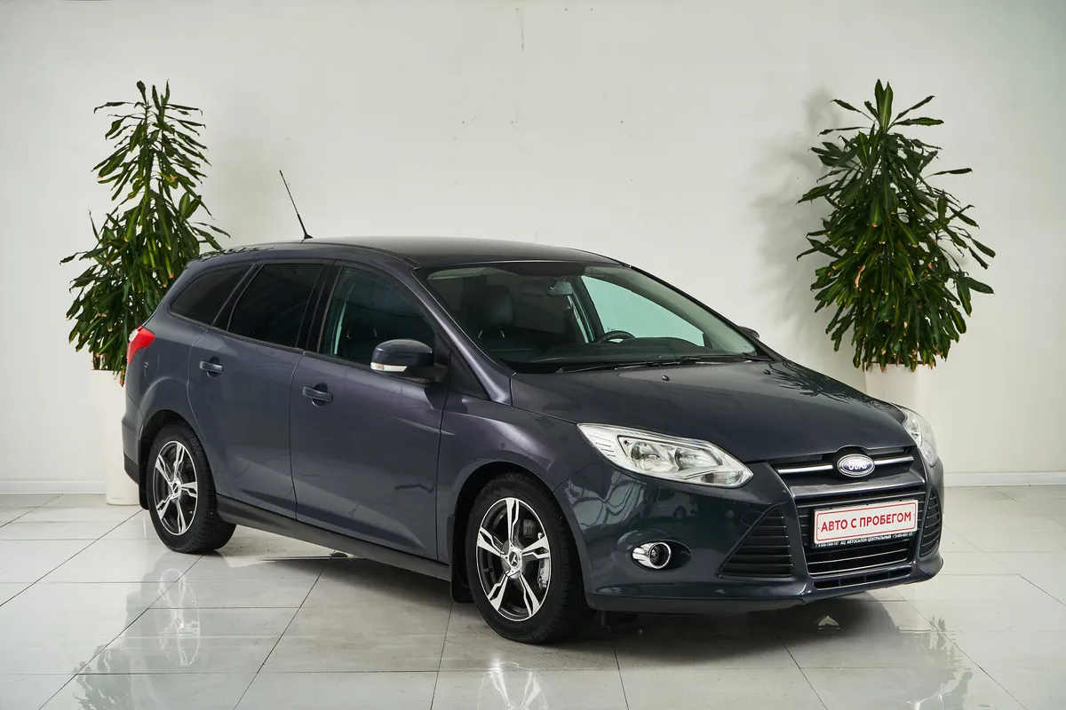Ford Focus III — фото 3