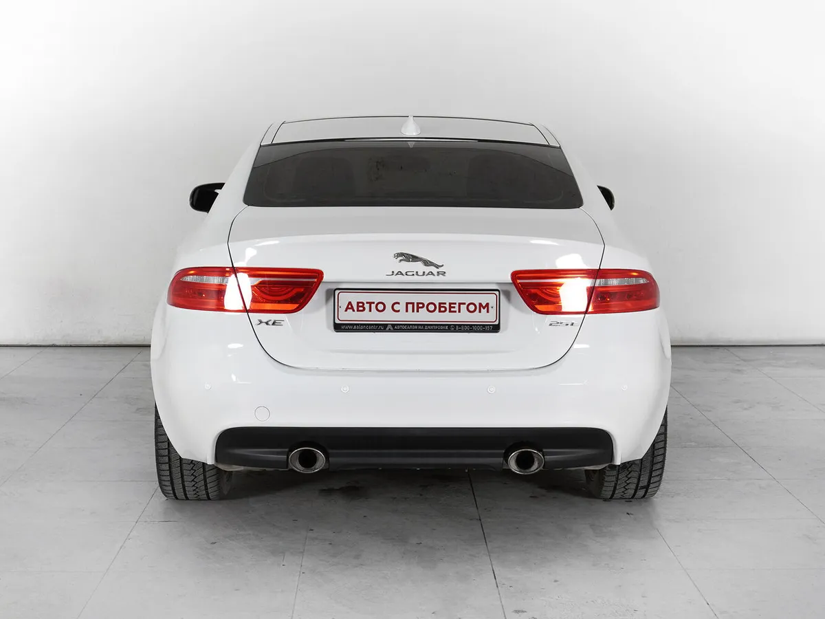 Jaguar XE I — фото 4