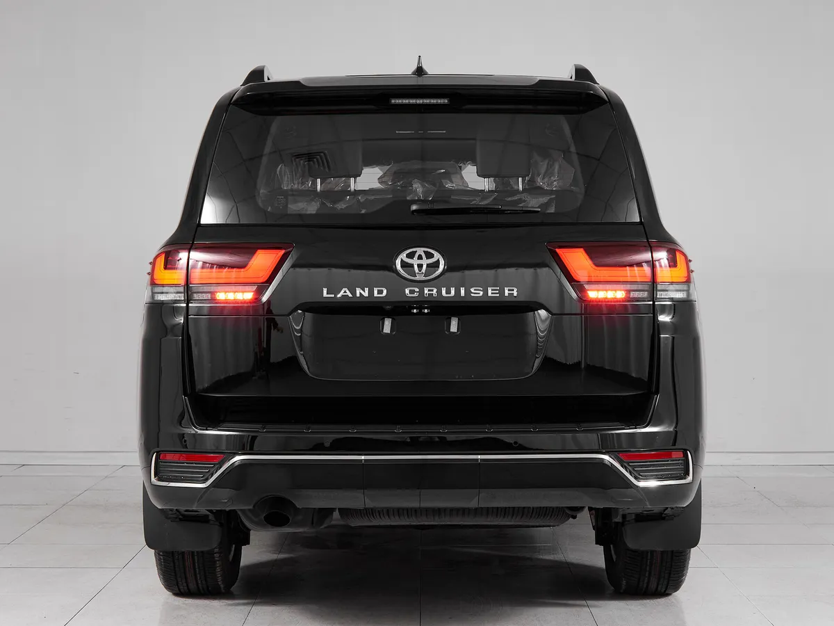 Toyota Land Cruiser 300 Series — фото 5