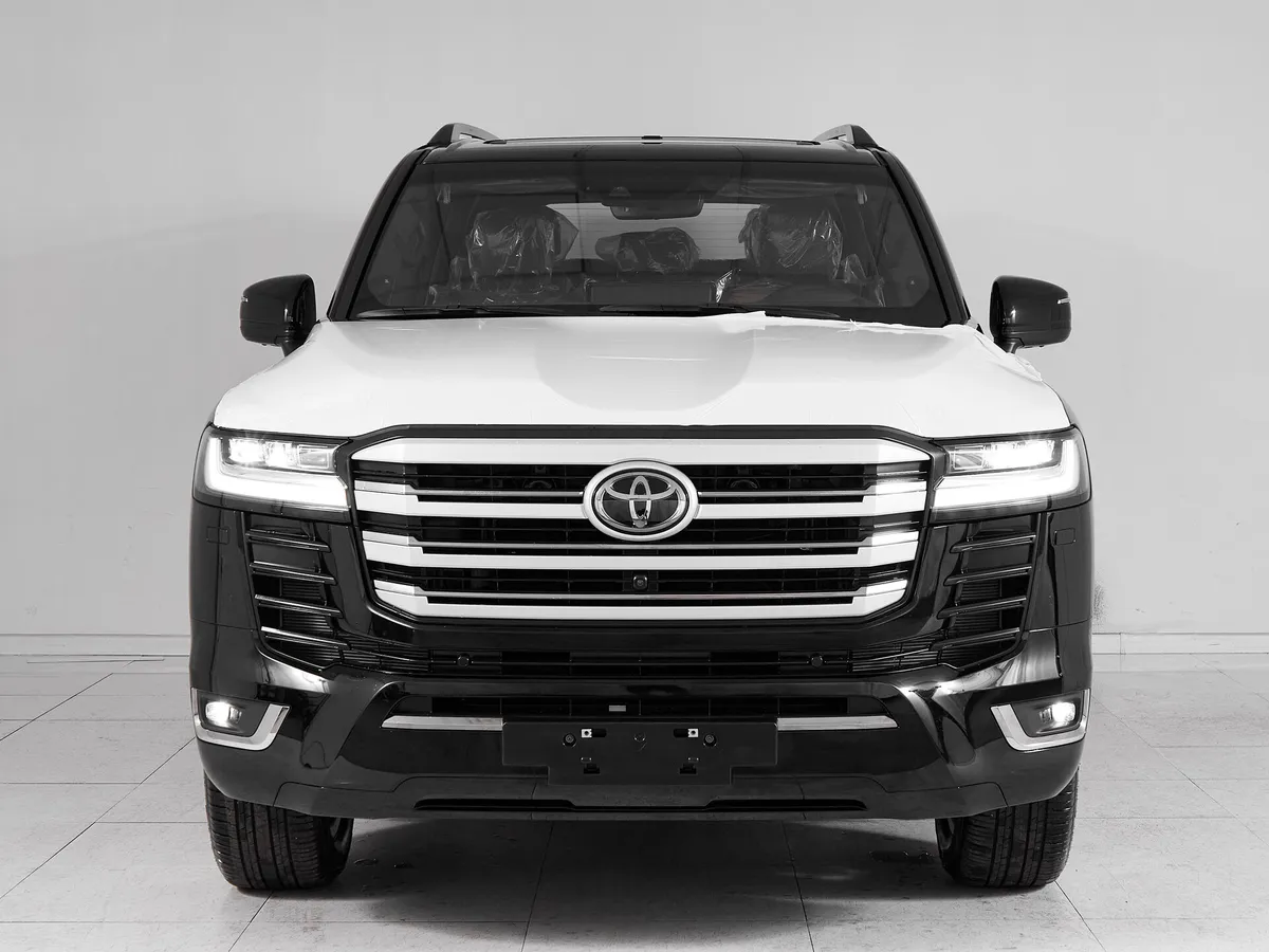 Toyota Land Cruiser 300 Series — фото 2